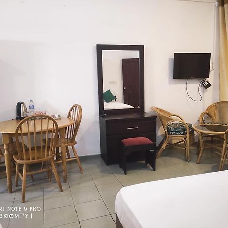 Oasis Beach Resort Νεγκόμπο Εξωτερικό φωτογραφία