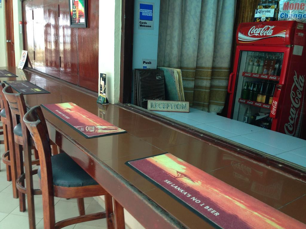 Oasis Beach Resort Νεγκόμπο Εξωτερικό φωτογραφία