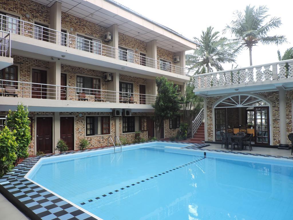 Oasis Beach Resort Νεγκόμπο Εξωτερικό φωτογραφία